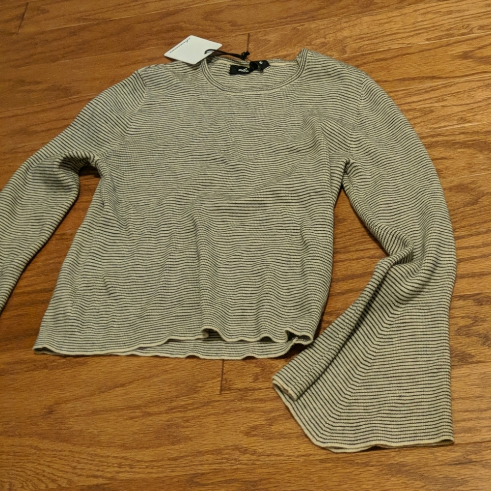 Olivacious crop top